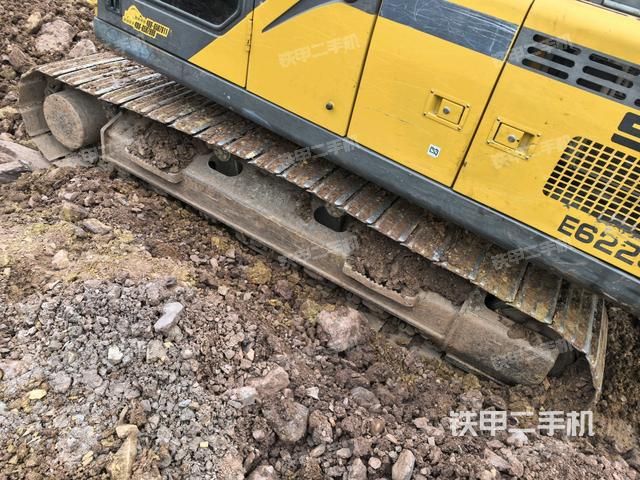 左側履帶整體?（行走機構）