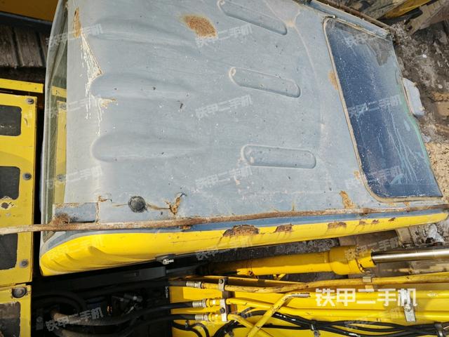 駕駛室頂部俯視(上車部件) 駕駛室頂部俯視(上車部件)