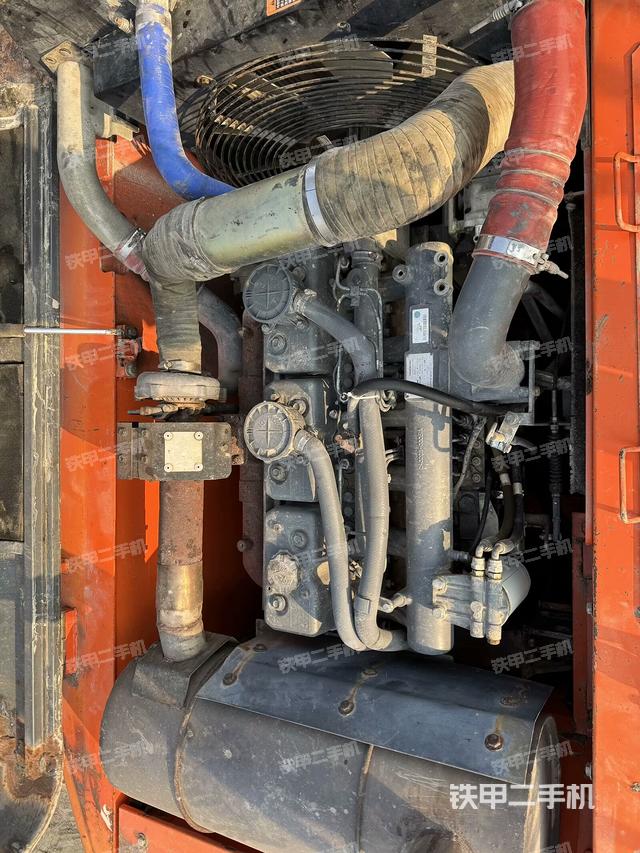 發(fā)動機(jī)整體俯視（整機(jī)外觀）