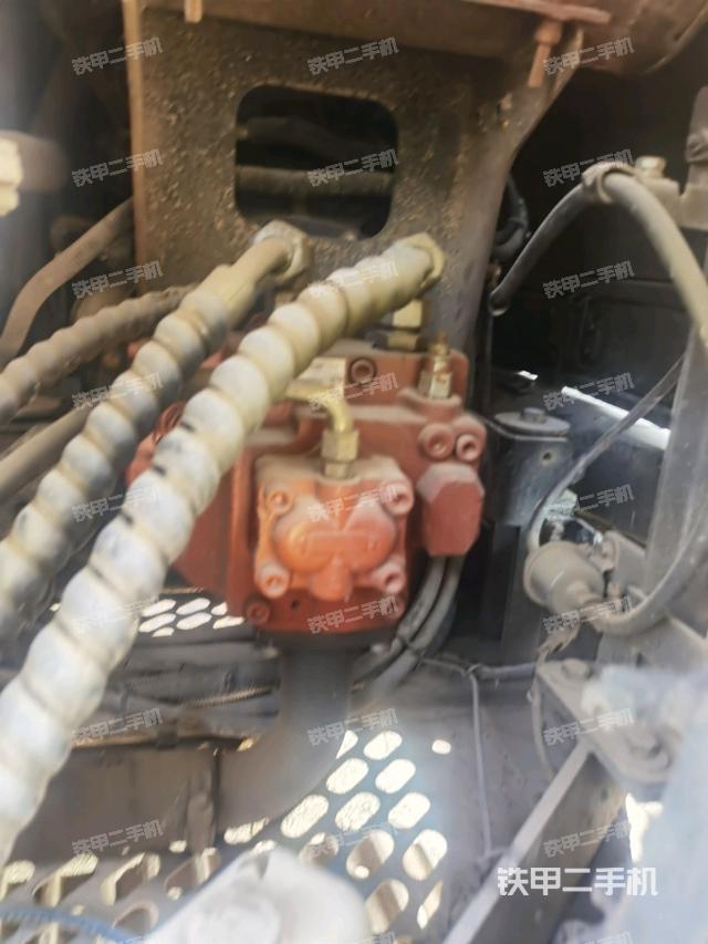 液壓泵室（大件艙室）