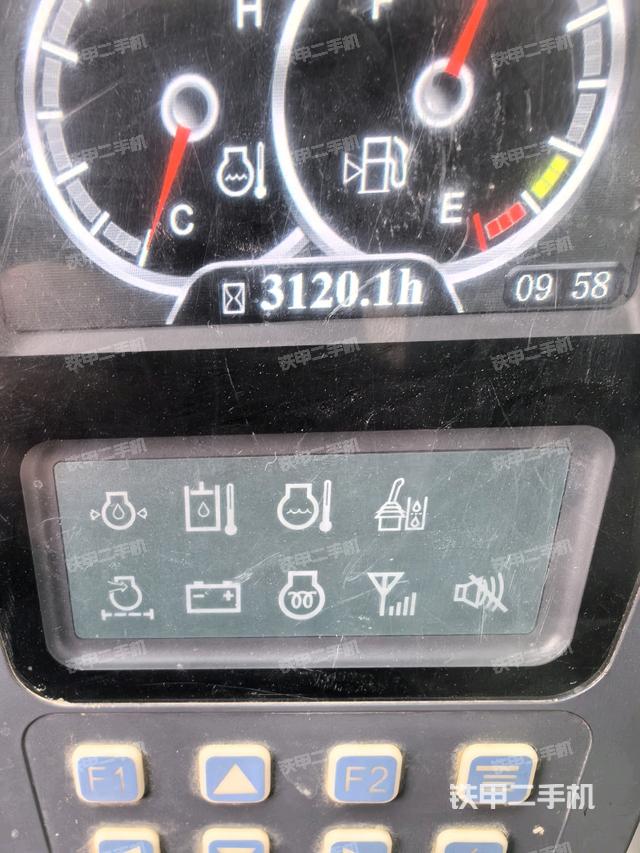 小時(shí)表（駕駛室部分）