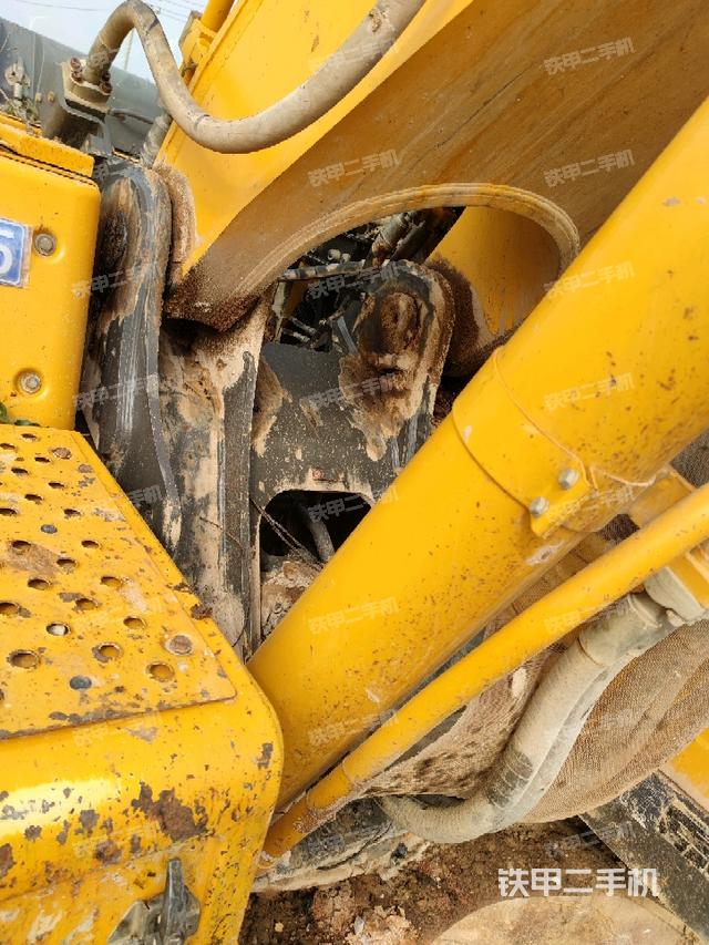 大臂根部?斜視（工作和回轉(zhuǎn)裝置）