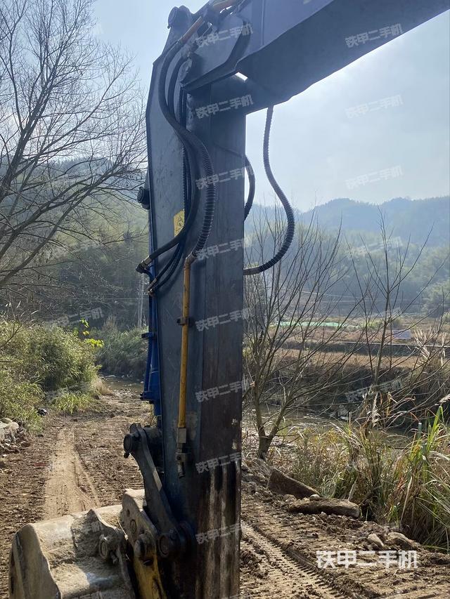 小臂整體左后（工作和回轉(zhuǎn)裝置）