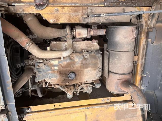 發(fā)動機室(上車部件) 發(fā)動機室(上車部件)