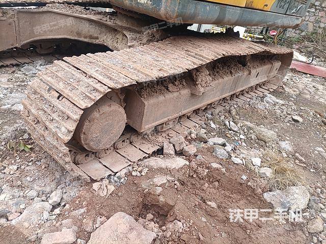 单侧履带整体（整机外观）