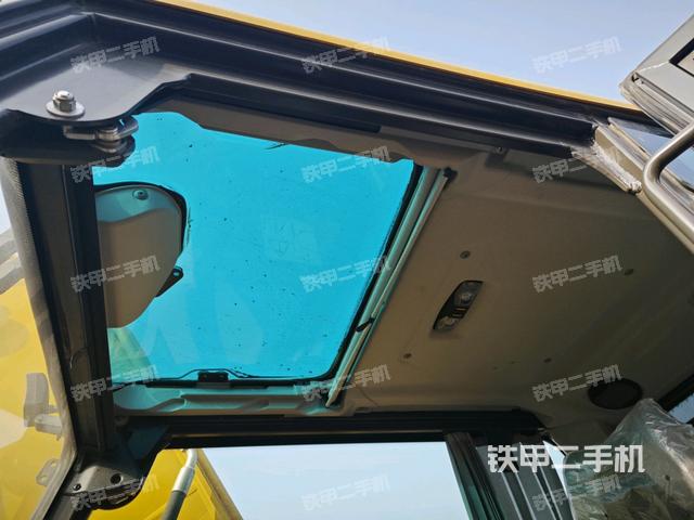 頂棚整體（駕駛室部分）