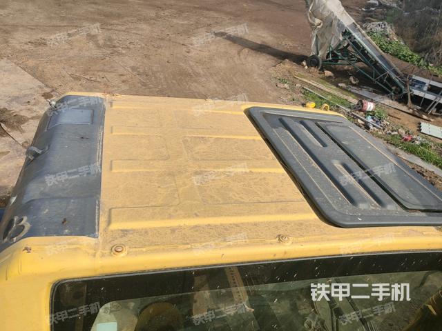 駕駛室頂部俯視（上車部件）