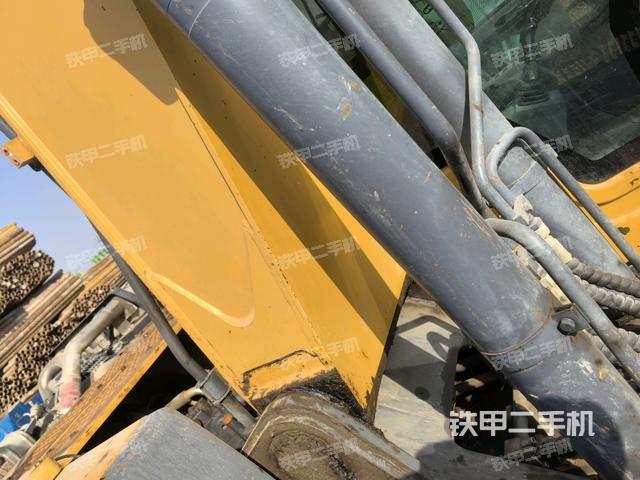 大臂根部?斜視(工作和回轉(zhuǎn)裝置) 大臂根部?斜視(工作和回轉(zhuǎn)裝置)