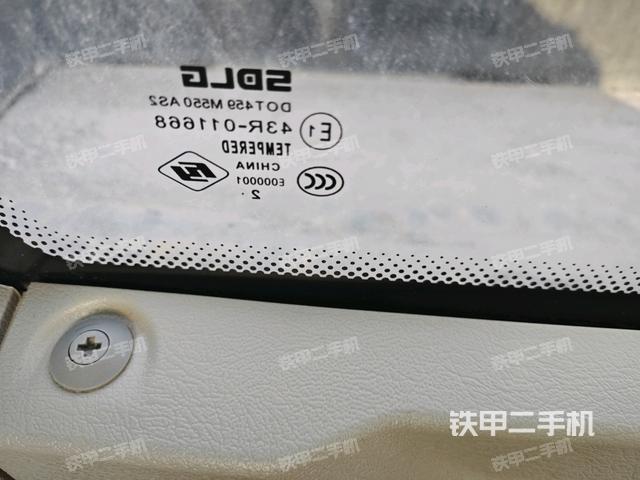 后窗玻璃角標(biāo)（駕駛室部分）