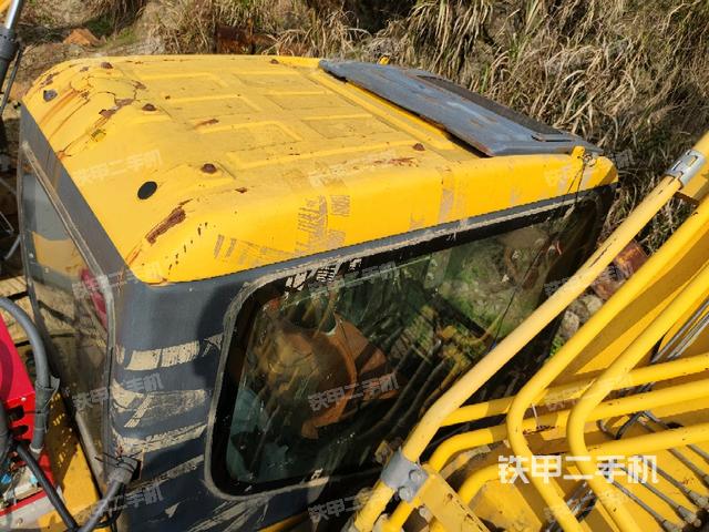 駕駛室頂部俯視（上車部件）