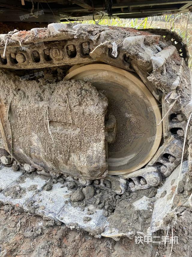 右導向輪（行走機構(gòu)）