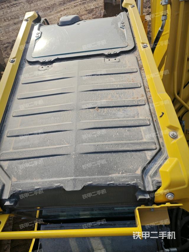 駕駛室頂部俯視（上車部件）