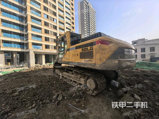 左后45(整機(jī)外觀) 左后45(整機(jī)外觀)