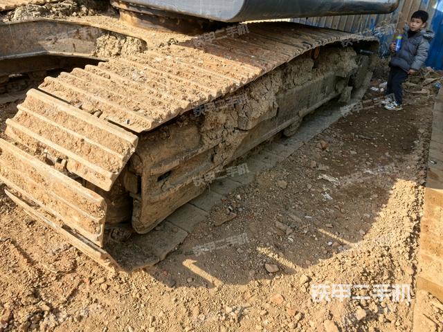 左導向輪(行走機構(gòu)) 左導向輪(行走機構(gòu))