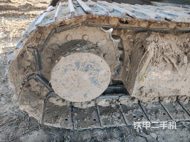 右驅(qū)動(dòng)輪（行走機(jī)構(gòu)）