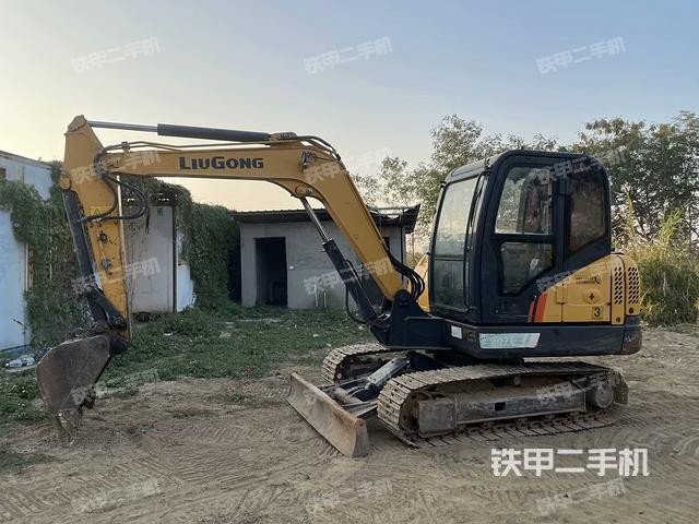 柳工CLG906E挖掘机