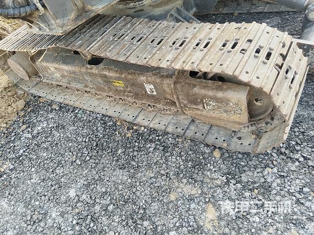 單側(cè)履帶整體（整機(jī)外觀）