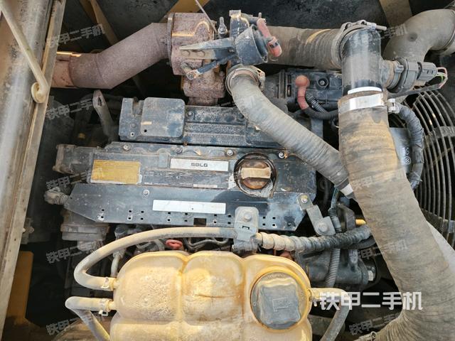 氣門室蓋螺絲特寫(上車部件) 氣門室蓋螺絲特寫(上車部件)