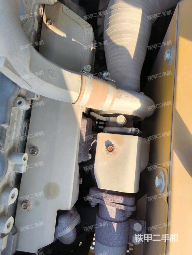 發(fā)動機室(上車部件) 發(fā)動機室(上車部件)