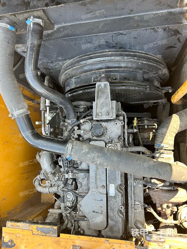 發(fā)動(dòng)機(jī)整體俯視（整機(jī)外觀）