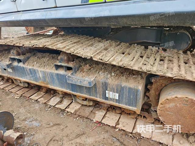 单侧履带整体（整机外观）