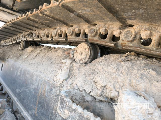 左側(cè)履帶整體?(行走機構(gòu)) 左側(cè)履帶整體?(行走機構(gòu))