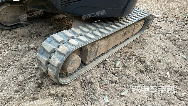 单侧履带整体（整机外观）