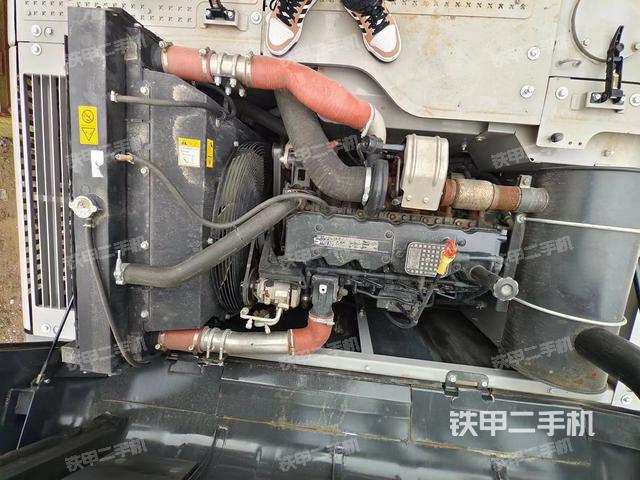 发动机整体俯视（整机外观）