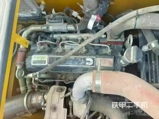 發(fā)動(dòng)機(jī)整體俯視(整機(jī)外觀) 發(fā)動(dòng)機(jī)整體俯視(整機(jī)外觀)