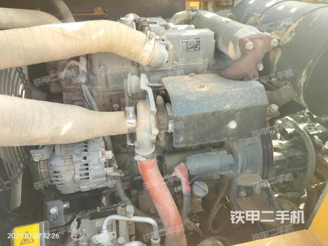 發(fā)動(dòng)機(jī)整體俯視（整機(jī)外觀）