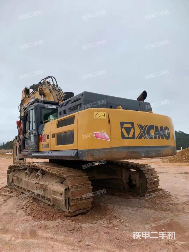 駕駛室頂部（整機(jī)外觀）