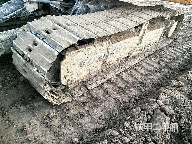 单侧履带整体（整机外观）