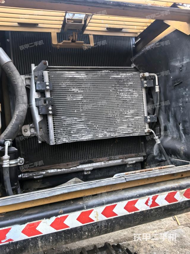 散熱器正面（大件艙室）