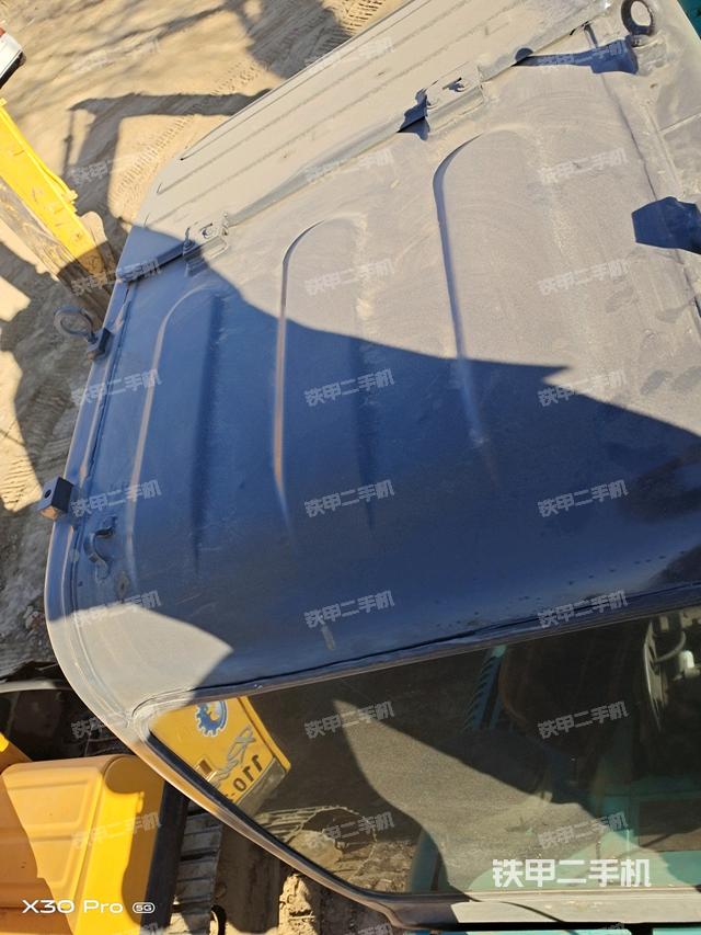 駕駛室頂部（整機(jī)外觀）