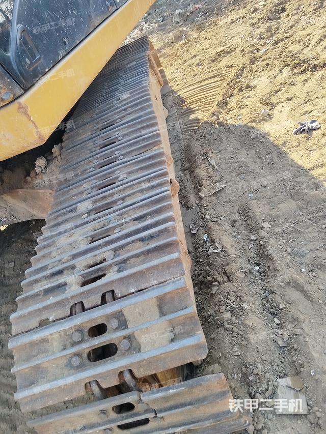 单侧履带整体（整机外观）