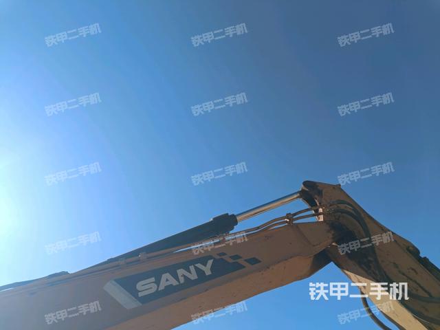 大臂整體?右側(cè)(工作和回轉(zhuǎn)裝置) 大臂整體?右側(cè)(工作和回轉(zhuǎn)裝置)