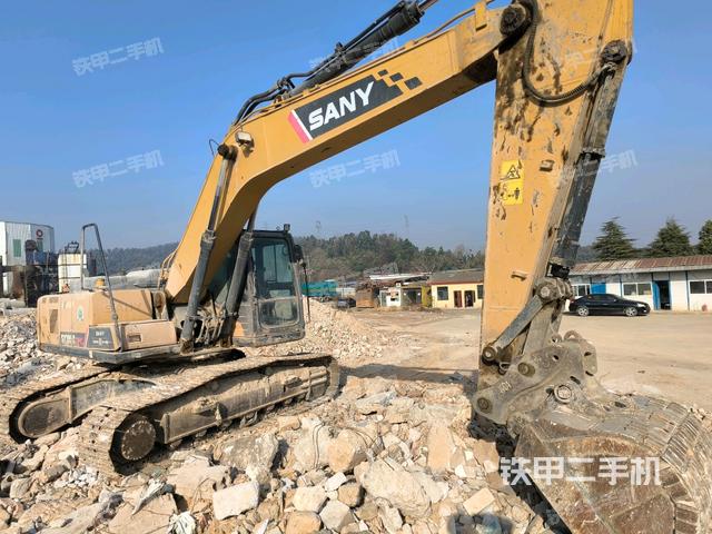 右前45(整機外觀) 右前45(整機外觀)