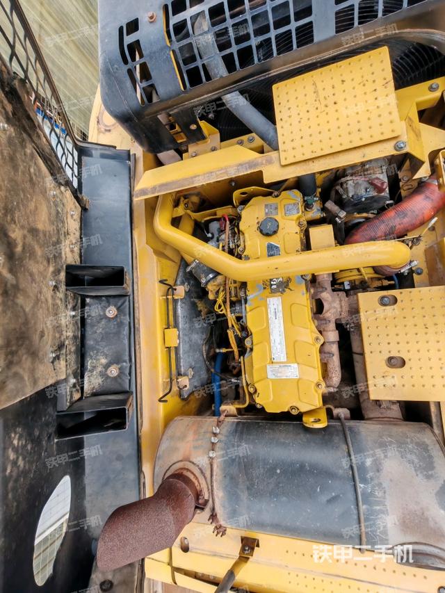 发动机整体俯视（整机外观）