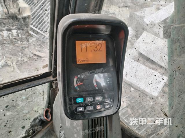 顯示屏?（駕駛室部分）