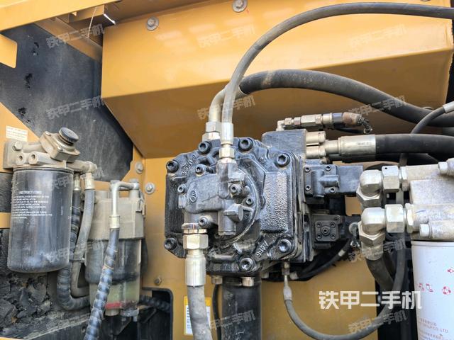 液压泵室（大件舱室）