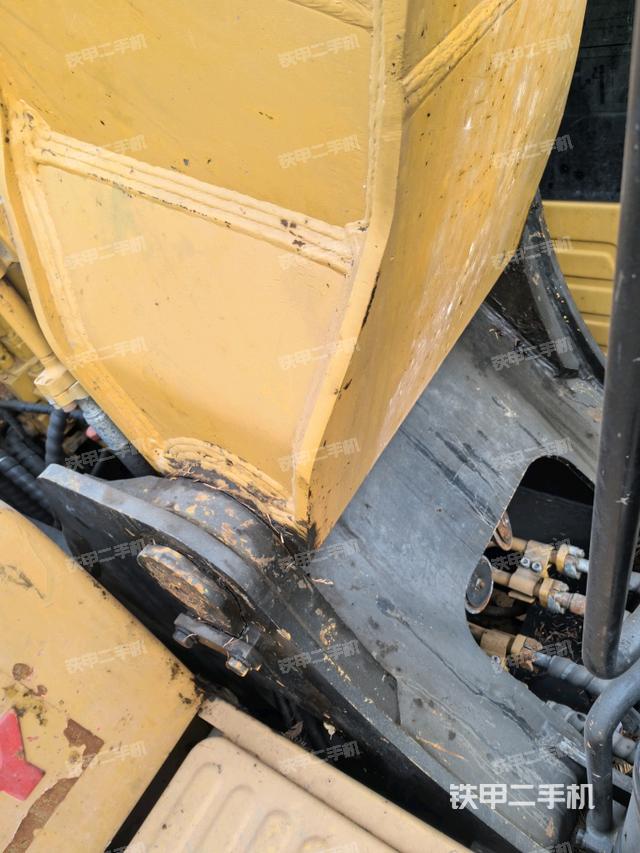 大臂根部?斜視（工作和回轉(zhuǎn)裝置）