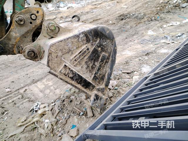 鏟斗45度（工作和回轉(zhuǎn)裝置）