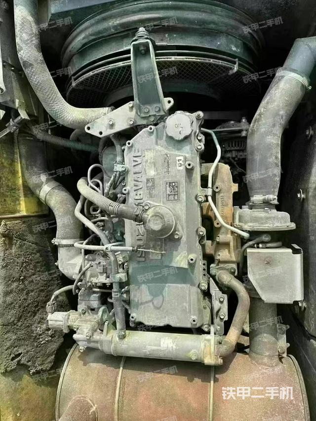 發(fā)動(dòng)機(jī)整體俯視（整機(jī)外觀）