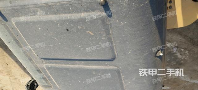 駕駛室頂部（整機(jī)外觀）