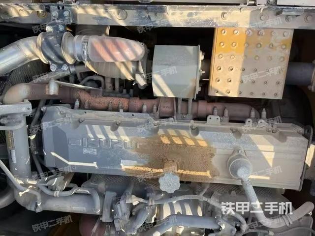 發(fā)動機整體俯視(整機外觀) 發(fā)動機整體俯視(整機外觀)