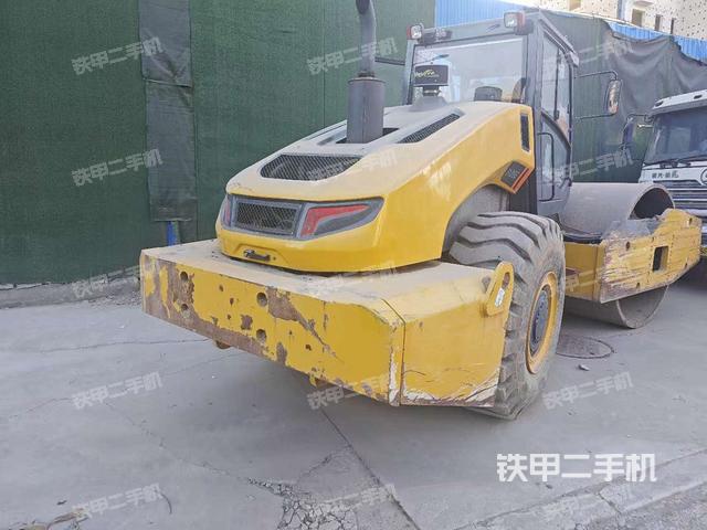 整機右側(設備外觀及核心部件) 整機右側(設備外觀及核心部件)