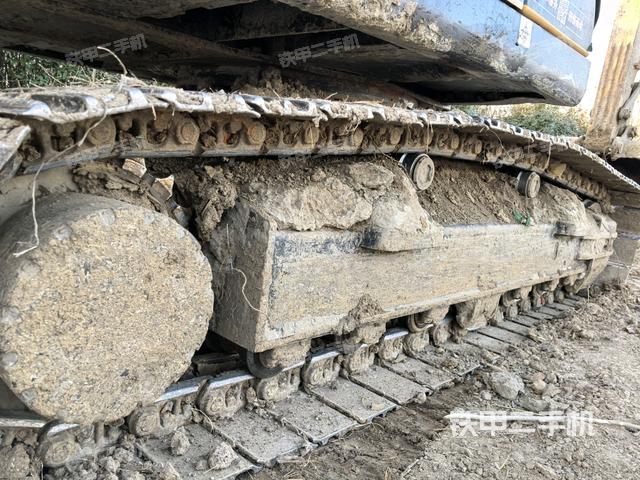 右侧履带整体（行走机构）