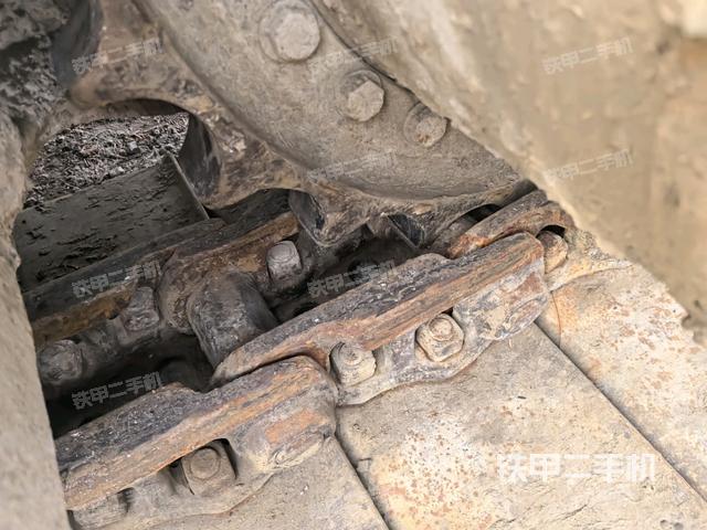 右側(cè)履帶整體（行走機(jī)構(gòu)）