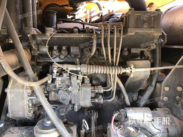 發(fā)動機(jī)整體俯視（整機(jī)外觀）