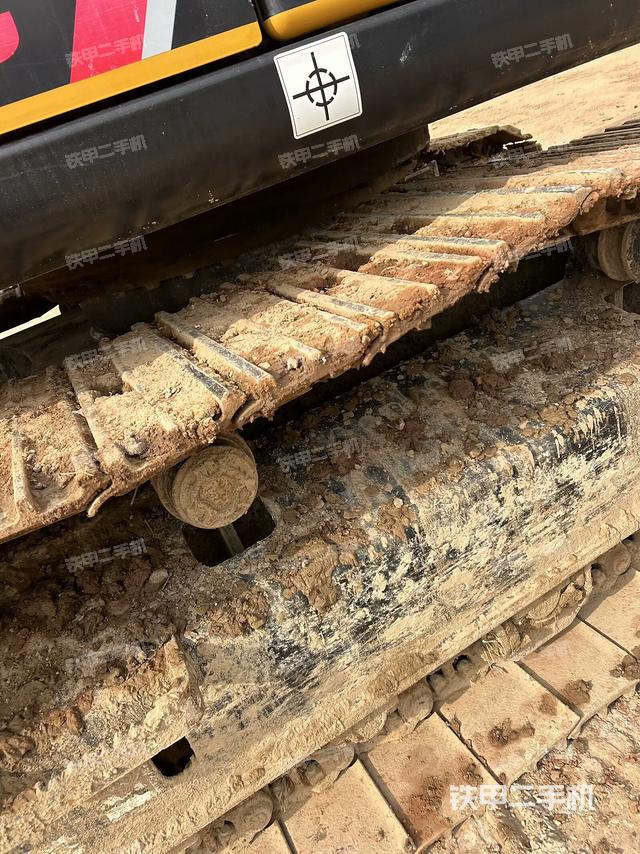 右側(cè)履帶整體（行走機(jī)構(gòu)）